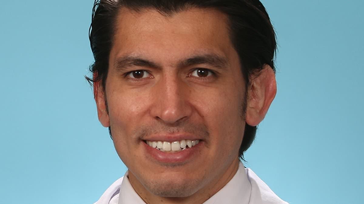 Headshot of neurosurgeon Camilo Molina