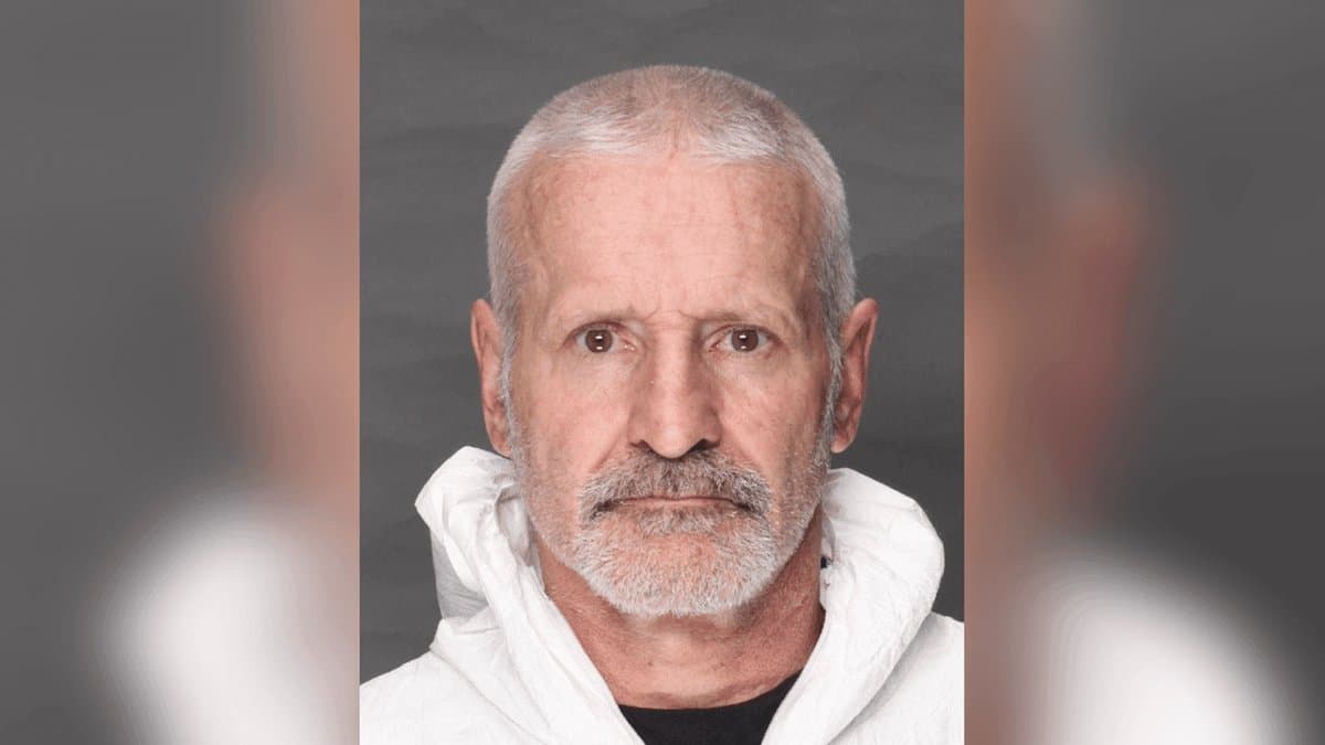 Booking photo of Darrell Long