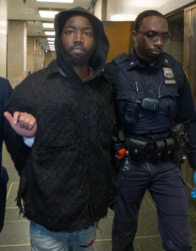 Imani McColley escorted at Manhattan Criminal Courthouse