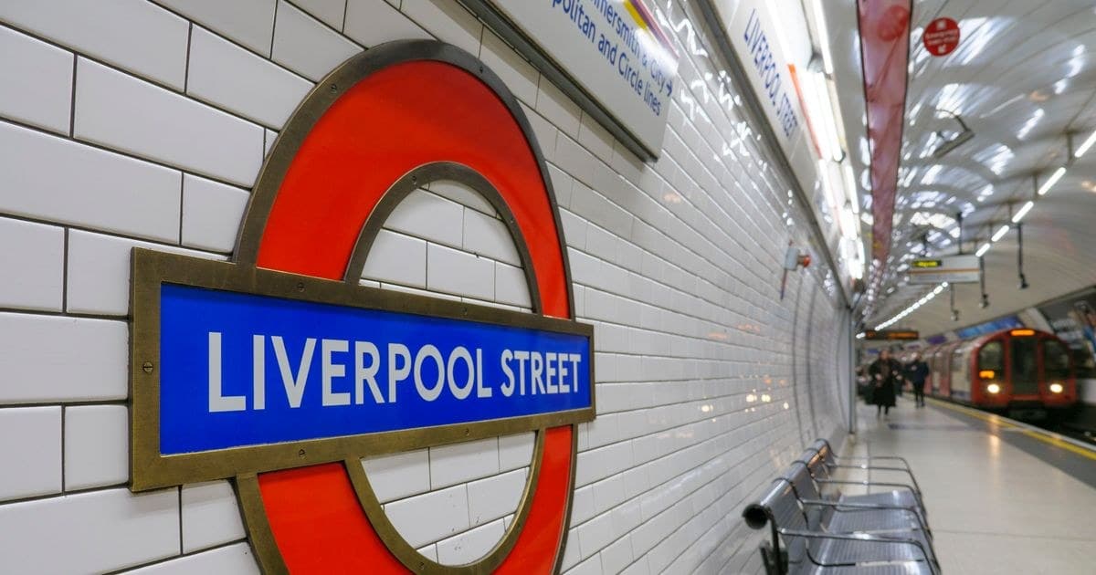 Liverpool Street Underground station platform