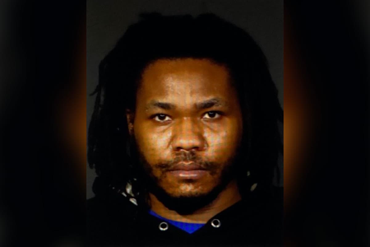 Booking photo of Lenue Moore