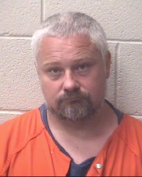 Booking photo of Nathan Lee Lowe