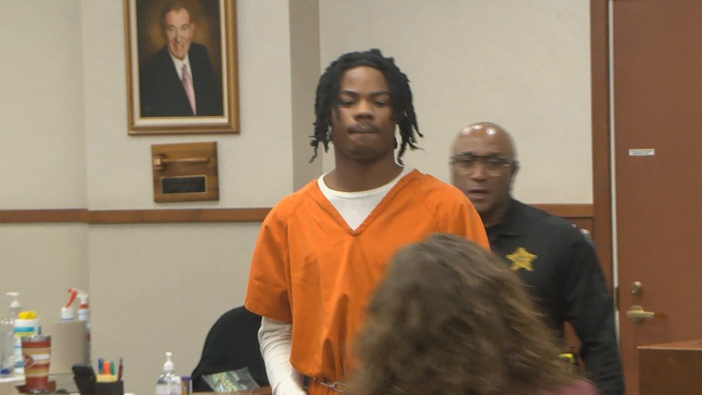 Booking photo of Quamain Emery Brown