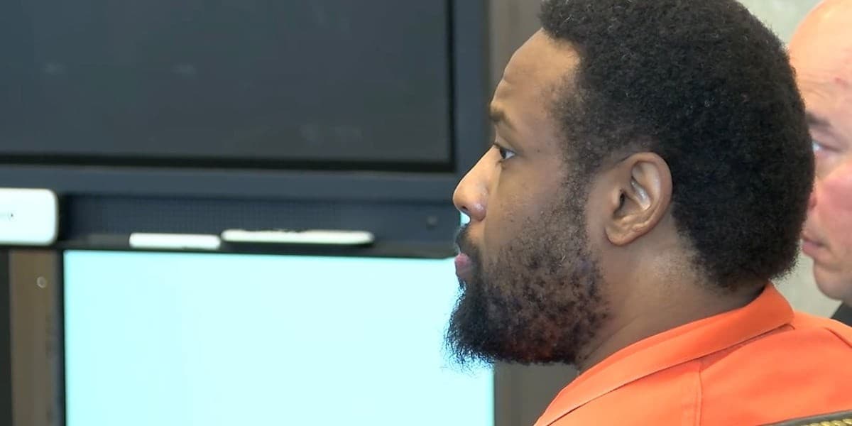 Rodney Hinton Jr. in a Hamilton County courtroom