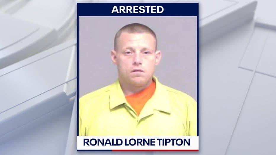 Booking photo of Ronald Tipton
